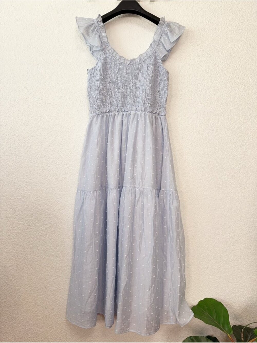 NEW Moon River Porter Clip Dot Ruffle Detail Smocked Midi Dress in Light Blue - Picture 6 of 9